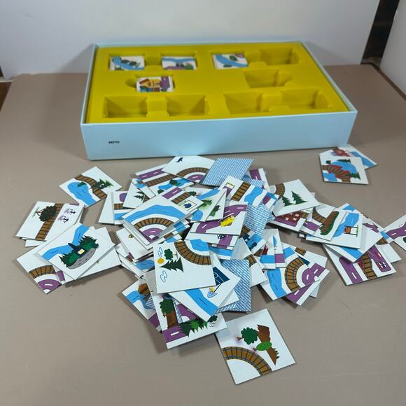 Rivers Roads & Rails 220533 Ever Changing Matching Board Game Ravensburger - Picture 4 of 6